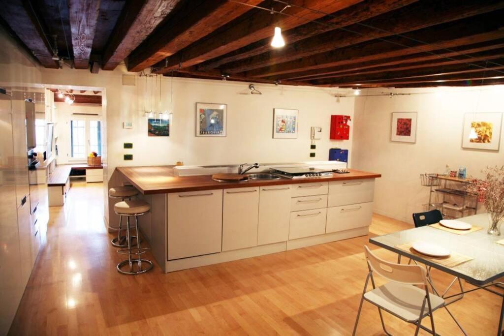 Bellissimo Appartamento In Palazzo Storico 베니스 외부 사진
