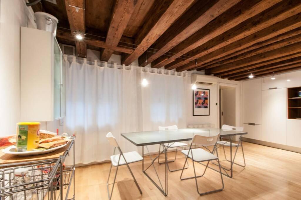 Bellissimo Appartamento In Palazzo Storico 베니스 외부 사진